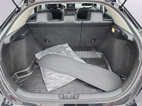 Certified 2023 Honda Civic EX-L image 32