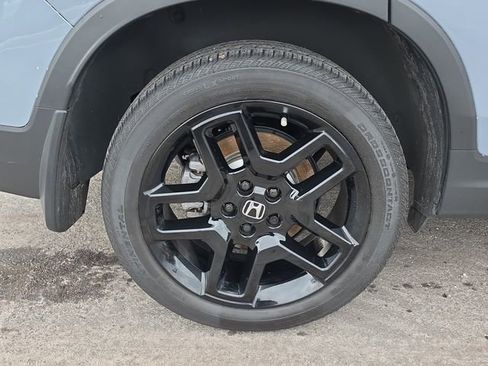 Used 2024 Honda Passport Black Edition image 5