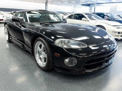 Used 1994 Dodge Viper RT/10 RWD image 3