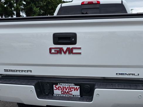 Used 2015 GMC Sierra 3500 Denali w/ Duramax Plus Package image 14