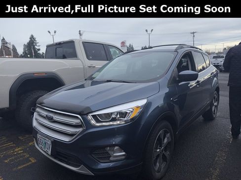Used 2018 Ford Escape SEL image 1