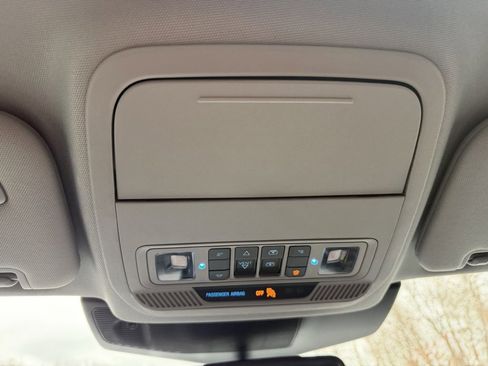 Used 2022 Ford Explorer Limited w/ Equipment Group 301A image 30