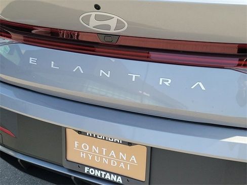 New 2026 Hyundai Elantra Blue image 21