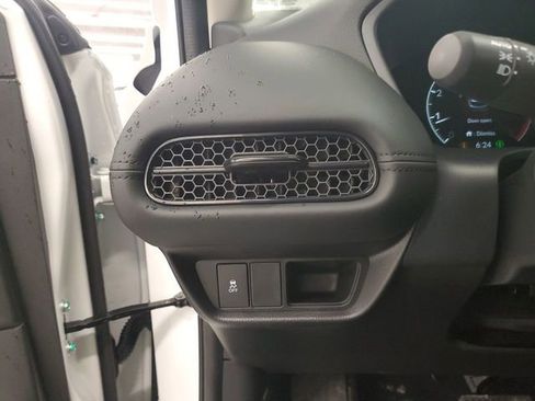 New 2026 Honda HR-V LX image 15