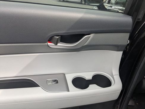 Used 2025 Hyundai Palisade SEL image 27