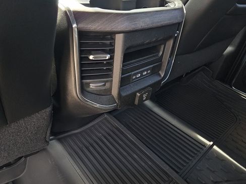 New 2026 RAM 3500 Laramie AWD/4WD image 10