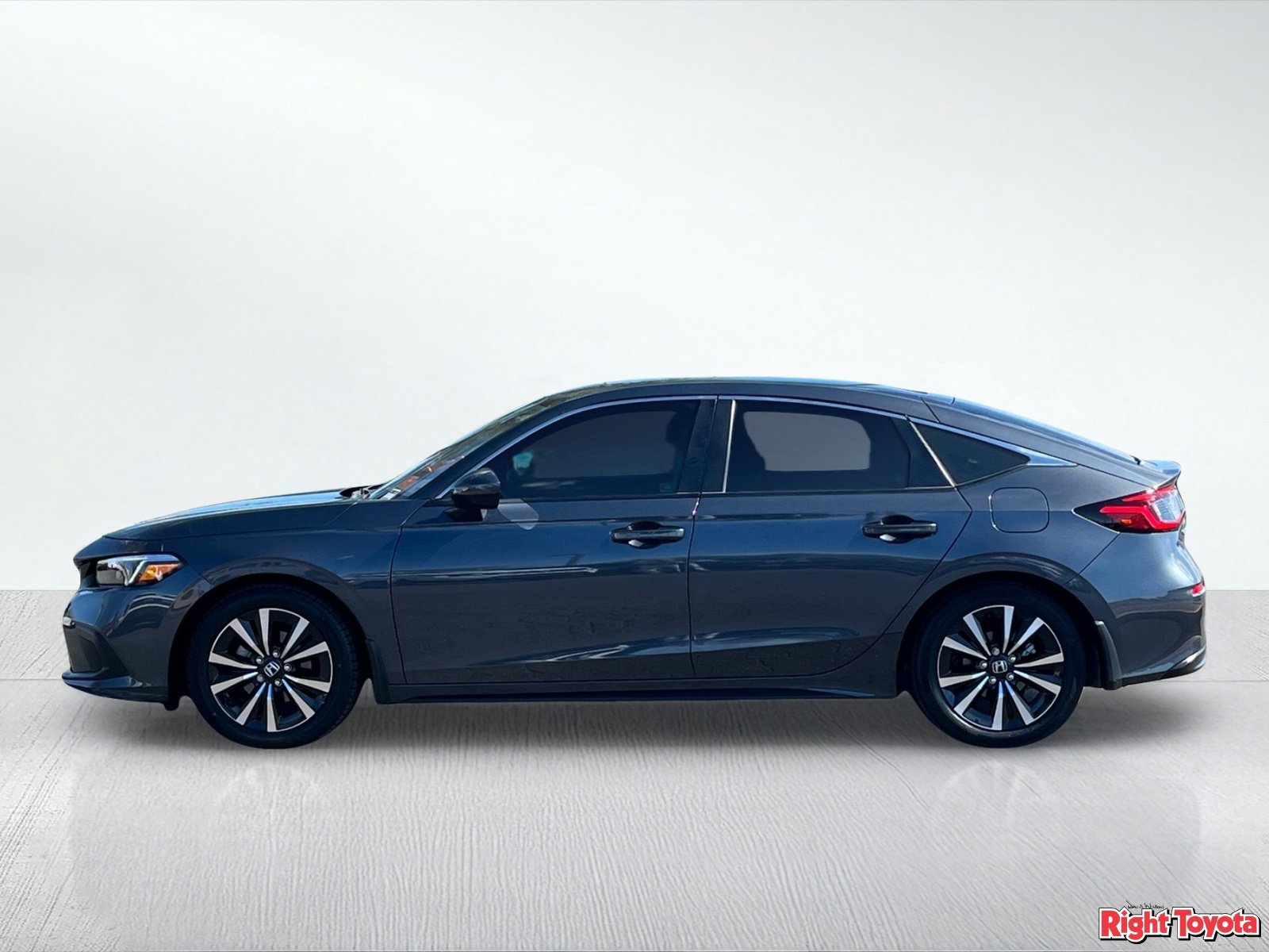 Used 2024 Honda Civic EX-L image 3