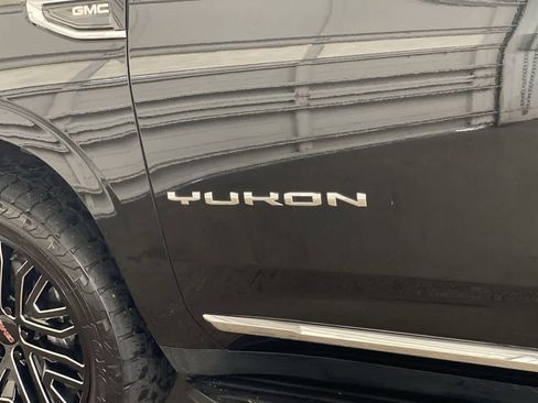 Used 2021 GMC Yukon XL SLT w/ SLT Luxury Plus Package image 10