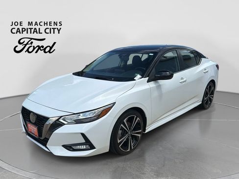 Used 2023 Nissan Sentra SR w/ Electronics Package FWD image 9