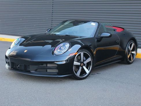 New 2026 Porsche 911 Carrera image 1
