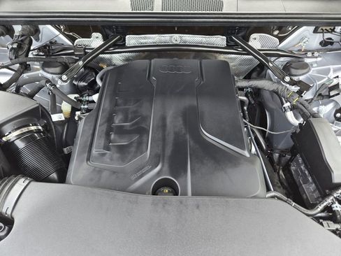 Certified 2025 Audi Q5 Premium Plus w/ Premium Plus image 40