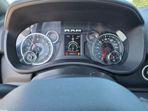 Used 2024 RAM 2500 Big Horn AWD/4WD image 18
