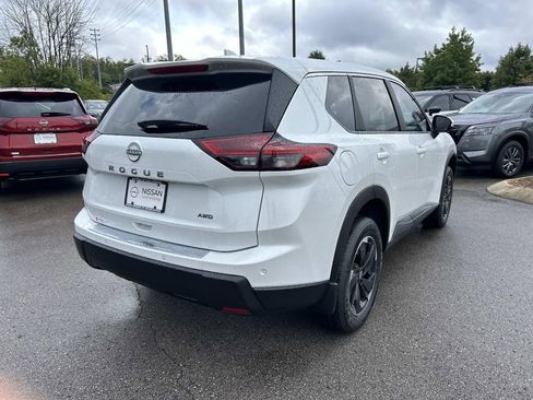 New 2026 Nissan Rogue SV AWD/4WD image 7