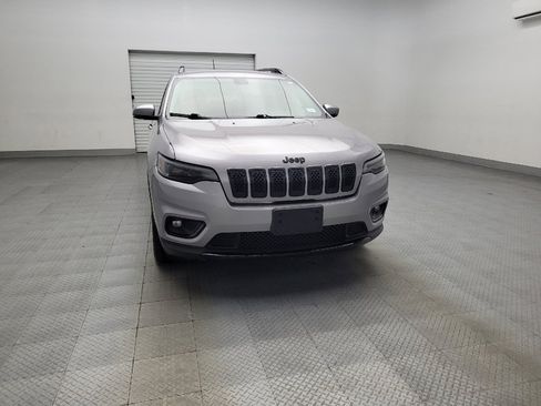 Used 2020 Jeep Cherokee Latitude Plus image 14