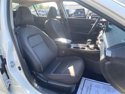 Used 2025 Nissan Altima 2.5 SV w/ SV Special Edition Package image 28