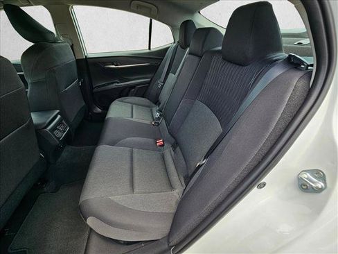 Used 2026 Toyota Camry LE w/ Convenience Package FWD image 17