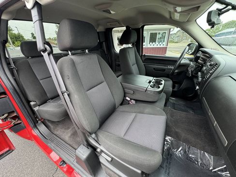 Used 2010 GMC Sierra 1500 SLE w/ Power Pack Plus AWD/4WD image 37
