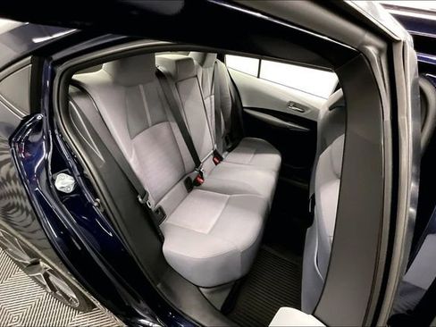 Used 2020 Toyota Corolla SE w/ SE Premium Package image 26