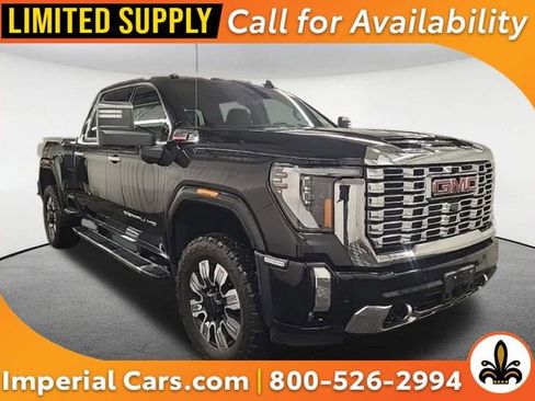 Used 2024 GMC Sierra 2500 Denali w/ Denali Reserve Package AWD/4WD image 1