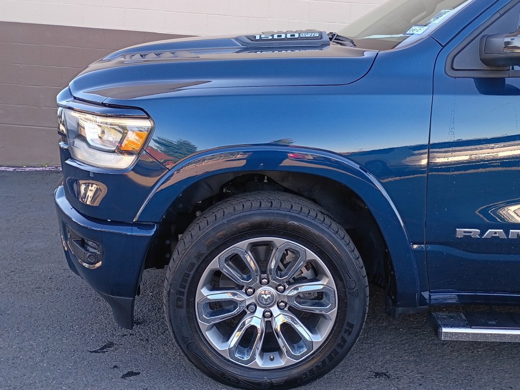 Used 2022 RAM 1500 Laramie w/ Sport Appearance Package AWD/4WD image 10