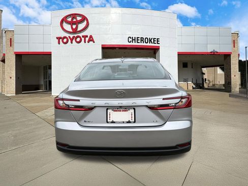 Used 2025 Toyota Camry LE FWD image 7