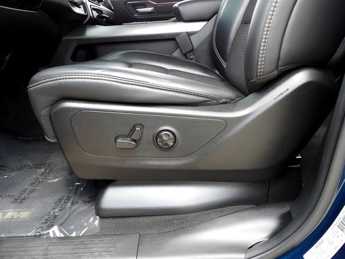 Used 2020 RAM 1500 Sport image 15