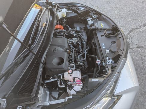 Used 2021 Toyota Sienna XLE image 46