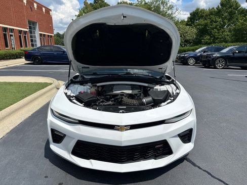 Used 2016 Chevrolet Camaro SS RWD image 19