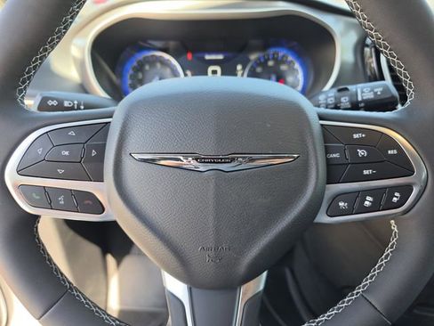 New 2026 Chrysler Voyager LX FWD image 32