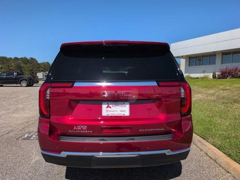 New 2026 GMC Yukon Elevation w/ LPO, Floor Liner Package image 3