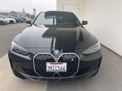 Used 2024 BMW i4 eDrive35 w/ Premium Package image 3