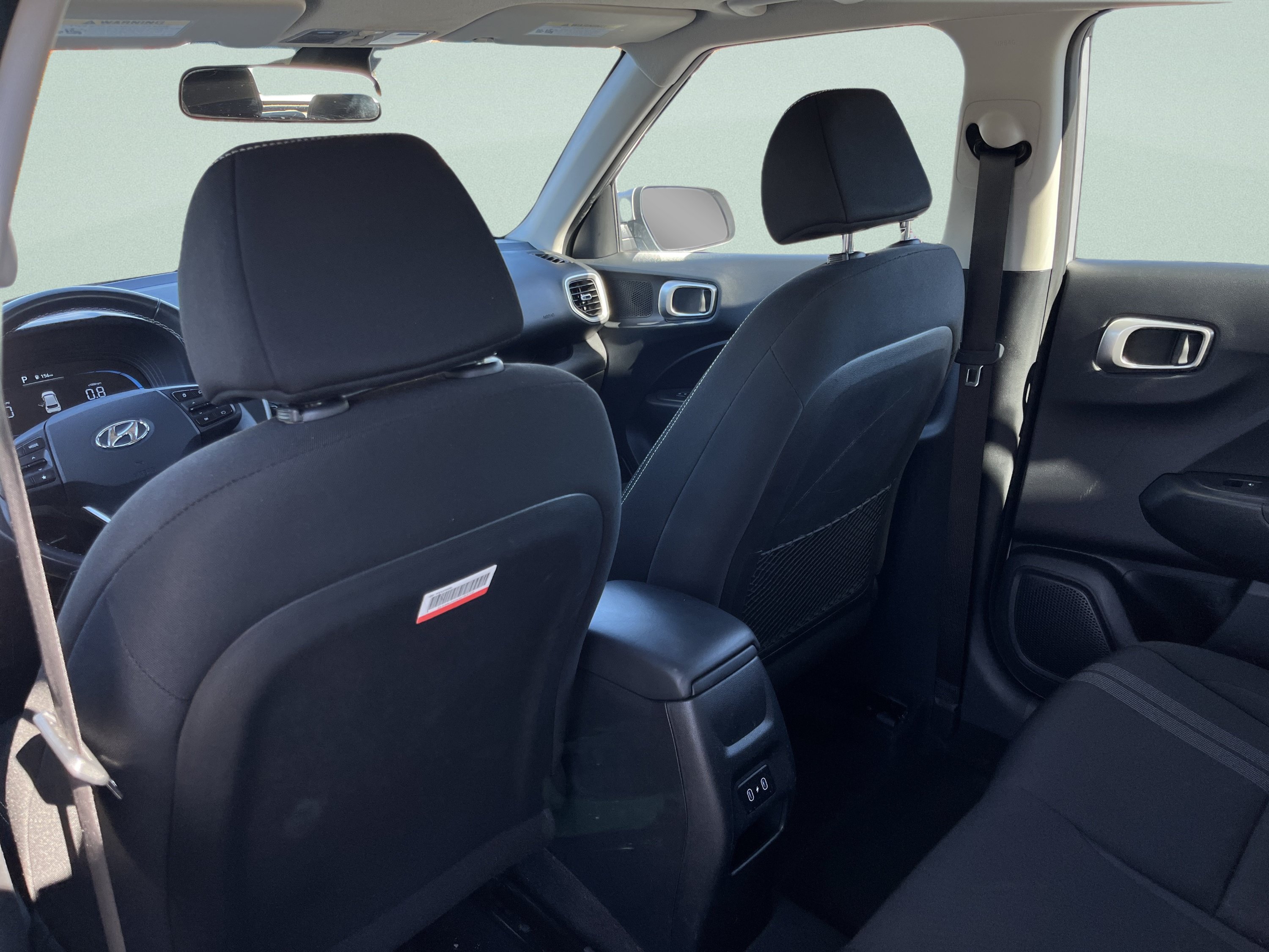 Used 2025 Hyundai Venue SEL FWD image 23