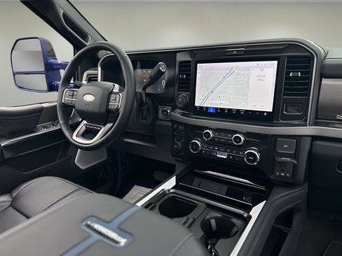 Used 2026 Ford F450 Platinum image 11