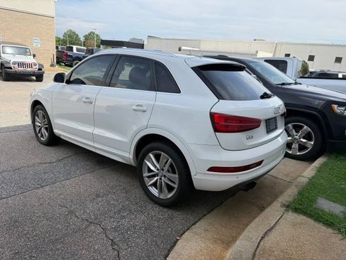 Used 2016 Audi Q3 2.0T Premium Plus w/ Technology Package FWD image 4
