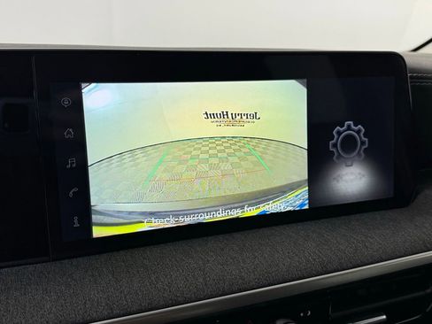 Used 2025 Nissan Kicks SV w/ SV Premium Package image 14