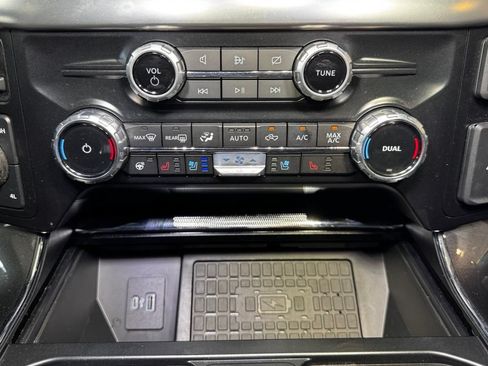 Used 2023 Ford F150 Lariat w/ Equipment Group 502A High AWD/4WD image 34