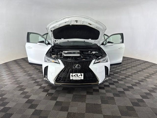 Used 2019 Lexus UX 200 F Sport w/ F Sport Premium Package FWD image 13