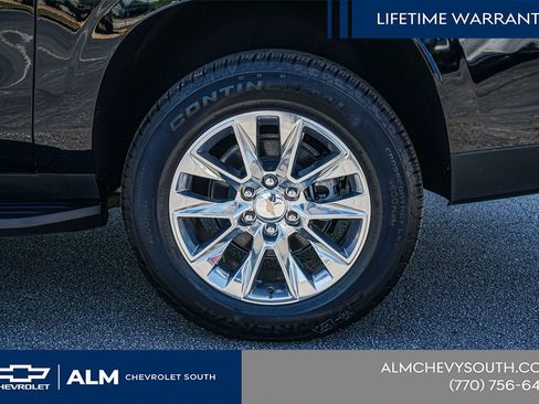 New 2026 Chevrolet Suburban Premier RWD image 14