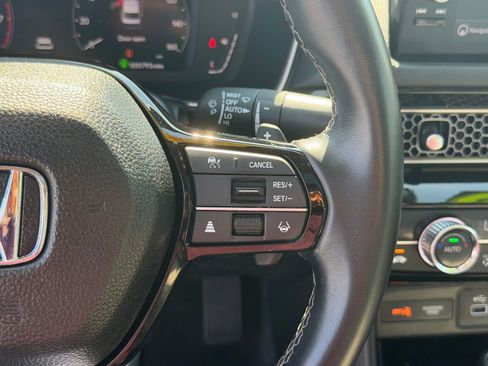 Used 2023 Honda Civic Touring image 19