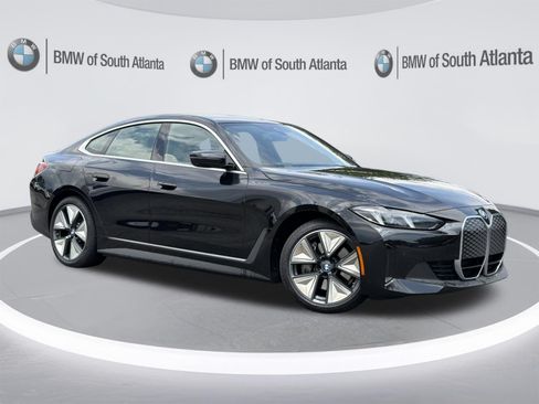 Certified 2025 BMW i4 eDrive40 w/ M Sport Package RWD image 2