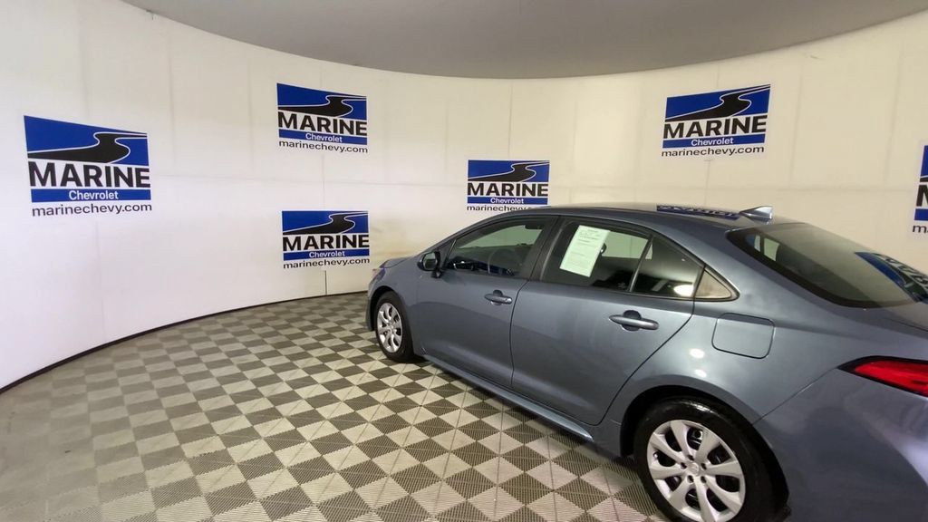 Used 2024 Toyota Corolla LE FWD image 8