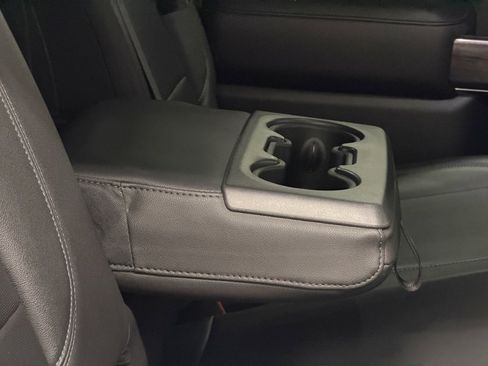 Used 2021 Chevrolet Silverado 1500 LTZ image 32