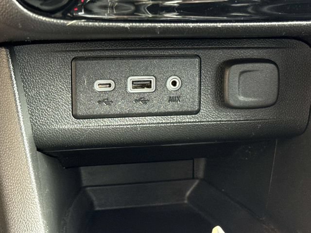 Certified 2023 Buick Encore GX Select w/ Sport Touring Package AWD/4WD image 19