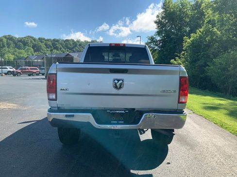 Used 2016 RAM 2500 SLT AWD/4WD image 9