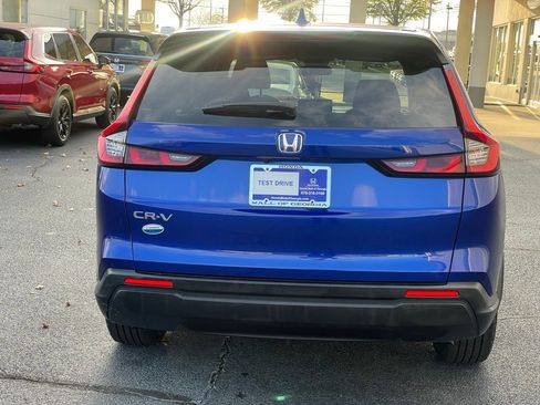 Certified 2025 Honda CR-V LX image 5