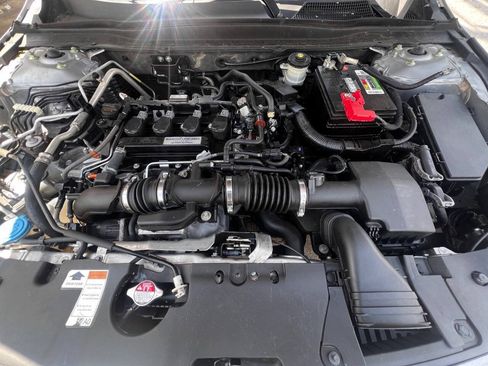 Used 2019 Honda Accord LX image 17