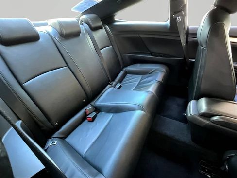 Used 2019 Honda Civic Touring image 24