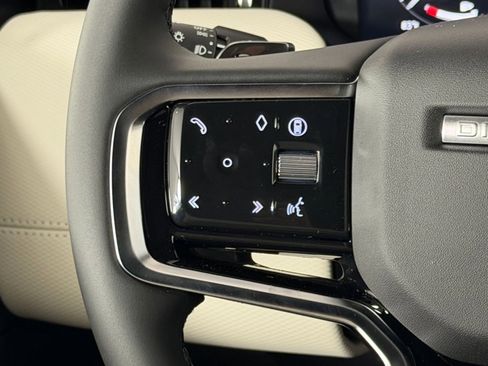 New 2026 Land Rover Discovery Sport Landmark image 17