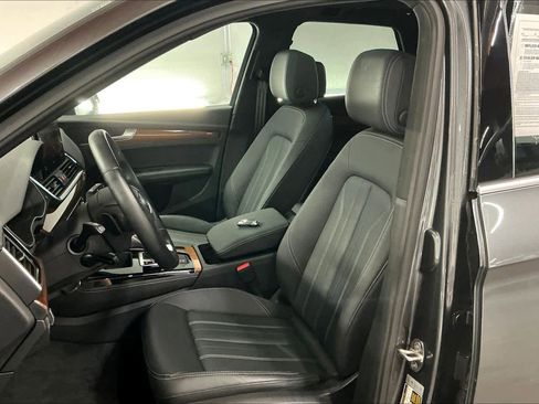 Used 2022 Audi Q5 2.0T Premium Plus w/ Premium Plus Package image 27