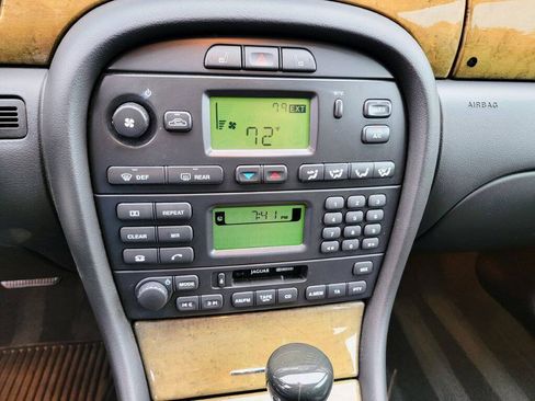 Used 2002 Jaguar X-TYPE 3.0 AWD/4WD image 38